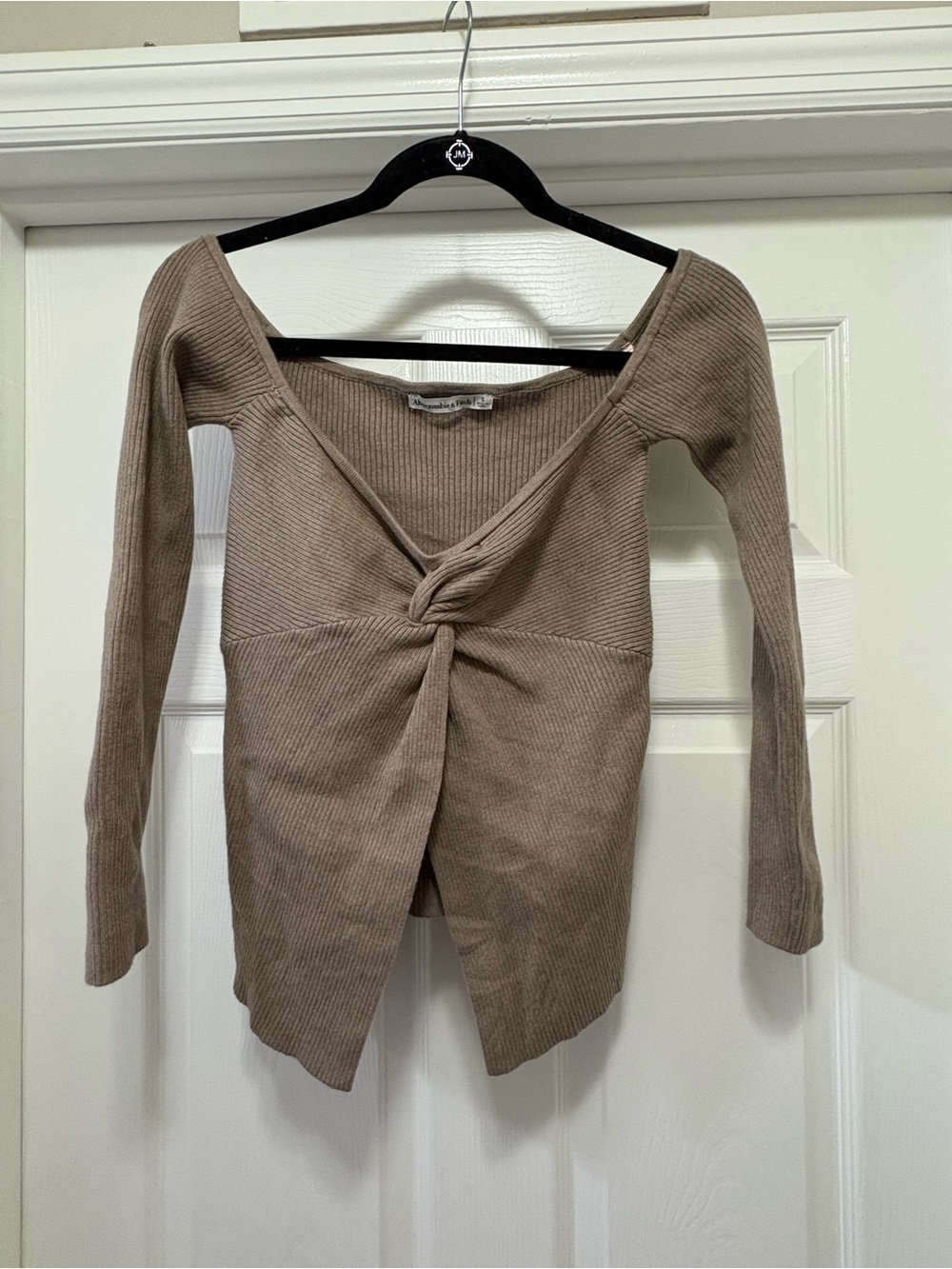 Abercrombie & Fitch Knot-Front Ribbed Long-Sleeve Sweater Top - Taupe